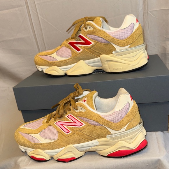 New Balance Other - New balance 9060 tan and pink color